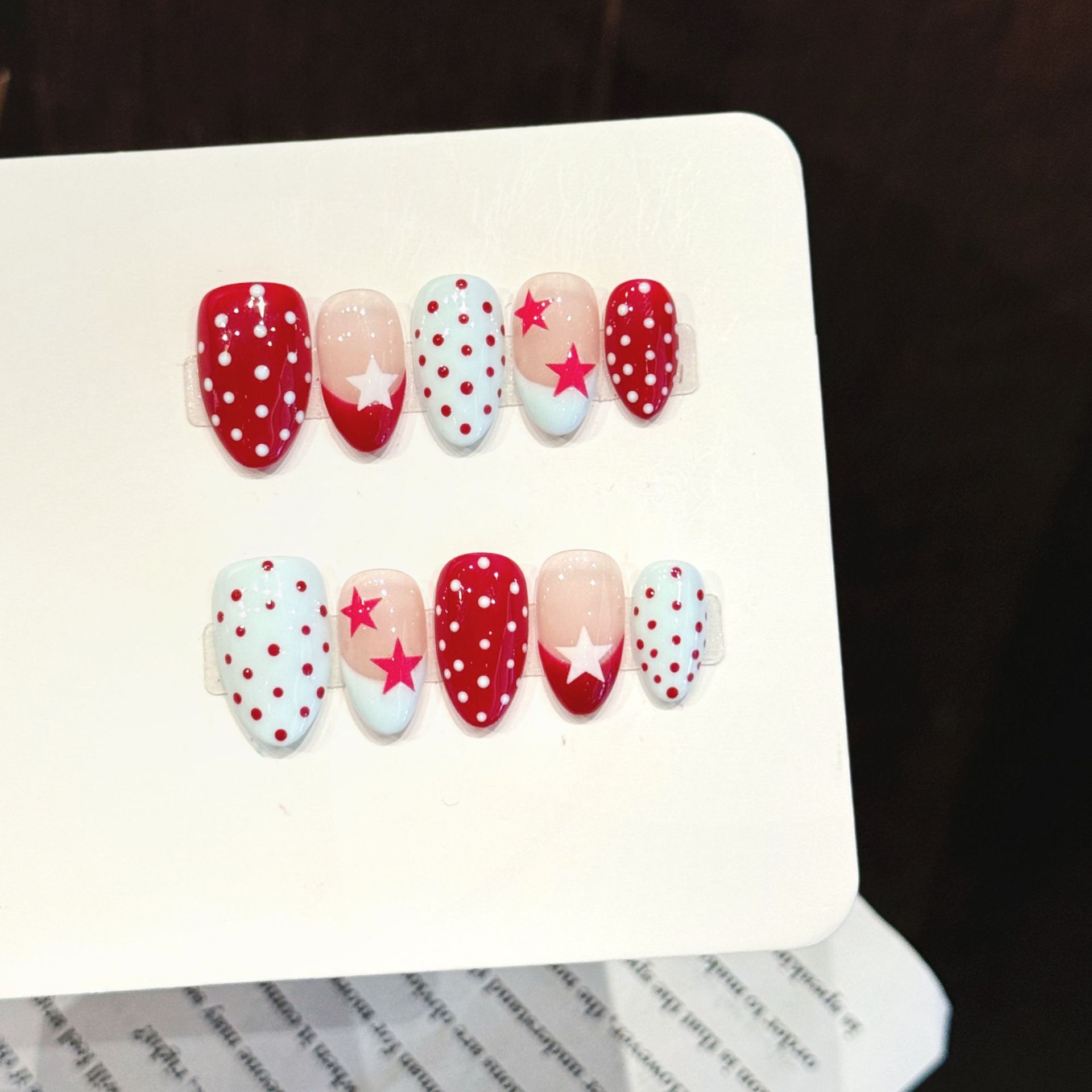 Resin Art Ocean - เล็บปลอมแบบกดติดลายดาวห้าแฉกสไตล์ Y2K จำนวน 10 ชิ้น ทำมือ