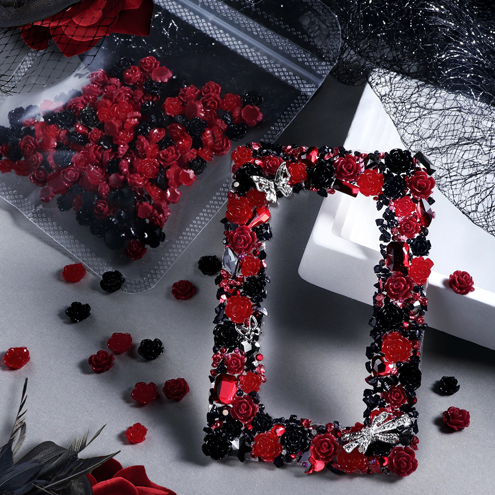 Resin Art Rose Petals - ดอกกุหลาบเรซิ่นสีแดงและสีดำ 100 ชิ้น สำหรับตกแต่งเล็บ 3 มิติ