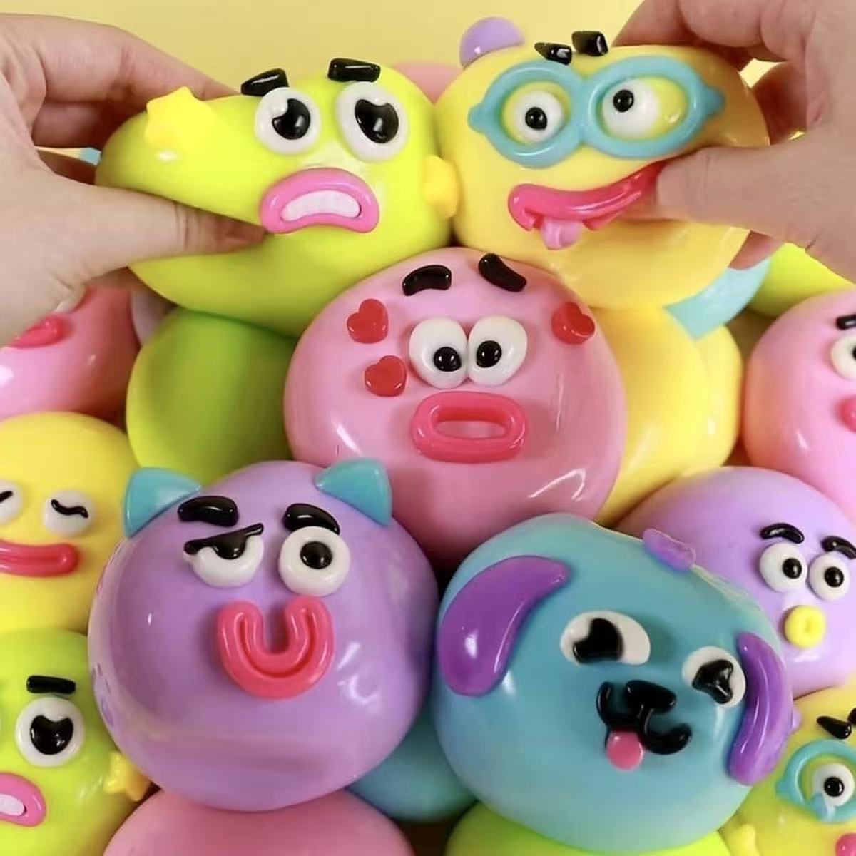 ของเล่นบีบคลายเครียดแบบเปลี่ยน - Resin Art Toys บทวิจารณ์และราคา